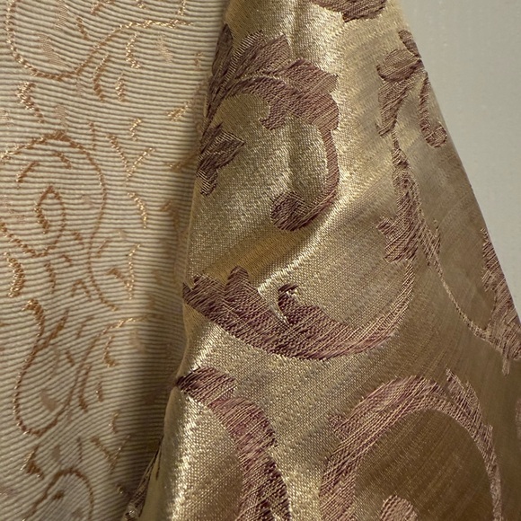 Unbranded Festive Cream Jacket with Tree Design - Picture 6 of 10